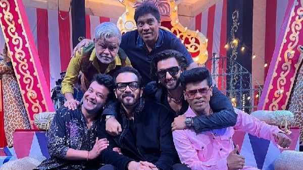 सर्कस के सेट से रणवीर सिंह ने पोस्ट कर दी तस्वीर, जॉनी लीवर समेत सभी सितारे आए नजर!