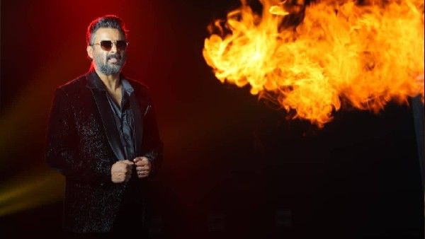 आर माधवन 11 साल बाद धोखा- राउंड डी कॉर्नर के सॉन्ग मेरा दिल गाए जा में डांस करते दिखे!