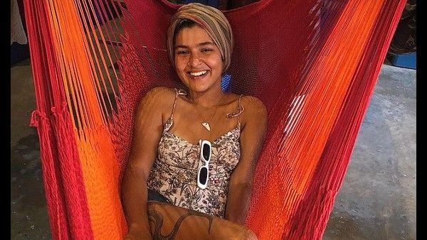 तारक मेहता की सोनू ने झूले पर दिखाया अपना सेक्सी फिगर, बिकिनी में कातिलाना तस्वीरें