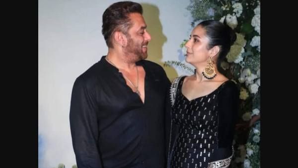 'सलमान खान मुझे बहुत मोटिवेट करते हैं, उन्होंने मुझे हर सिचुएशन में आगे बढ़ना सिखाया है'- शहनाज गिल