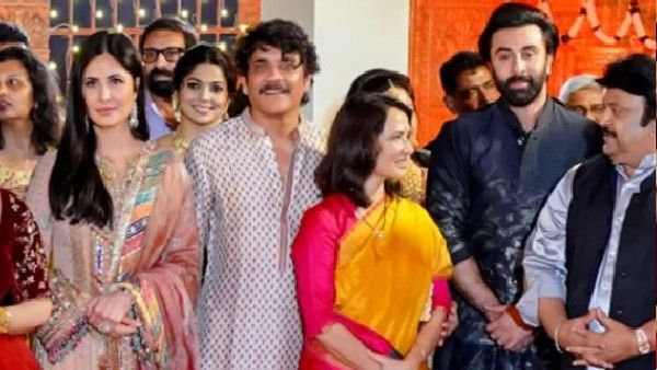 Ranbir Kapoor से दूरी बनाती नजर आईं Katrina Kaif, नागार्जुन के साथ दिया पोज! Viral Pics