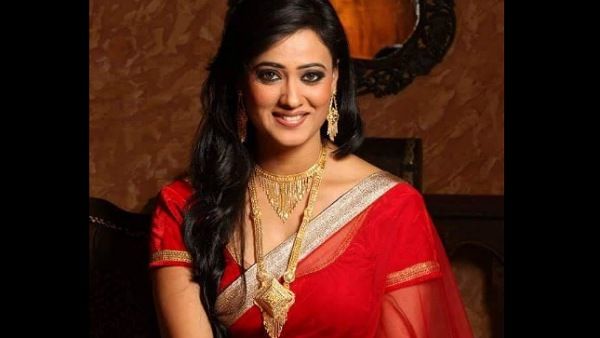 Birthday Girl हॉट श्वेता तिवारी ने अपनी पहली कमाई से खरीदी थी ये कार