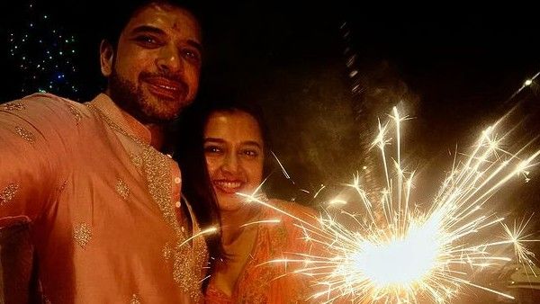 पटाखा जोड़ी Karan Kundrra- Tejasswi Prakash ने साथ में मनाई प्यार भरी दिवाली, फोटो VIRAL