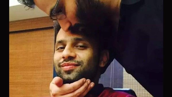 38 साल की उम्र में Rahul Vaidya के करीबी का निधन, लिखा- टूट गया हूं, दिशा परमार हुईं भावुक