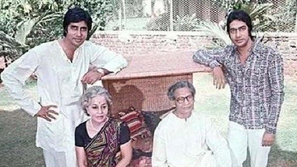 Amitabh Bachchan: आखिर क्यों हुए अमिताभ परिवार से दूर , 600 रुपए के लिए रात को 3 बजे घर आते थे !