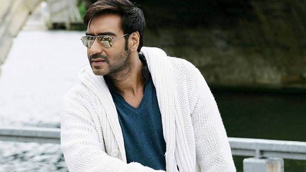 बॉलीवुड के इन स्टार्स ने अपने दोस्तों को दिये हैं महंगे गिफ्ट्स, कभी गाड़ियों तो कभी पेटिंग