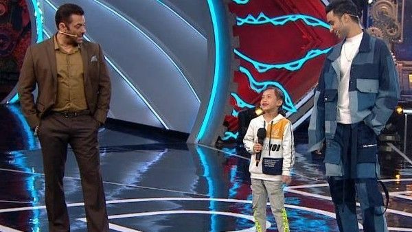 Jhalak dikhhla Jaa 10 Winner: 8 साल की गुंजन सिन्हा की सलमान के साथ मूवी, 20 लाख को लेकर बड़ा फैसला!