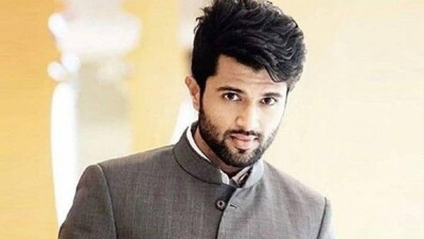 Brahmastra 2 के लिए अब विजय देवरकोंडा को मिला ऑफर? देव का किरदार निभाएंगे सुपरस्टार!