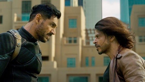 Pathaan का ट्रेलर कब होगा रिलीज? शाहरुख खान का जवाब जानकर उछल पड़ेंगे फैंस!