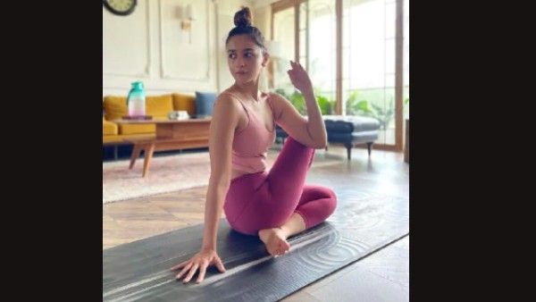 Best Gym Look Of Bollywood Actress 2022 : ये हैं साल 2022 के सबसे बेहतरीन जिम लुक्स