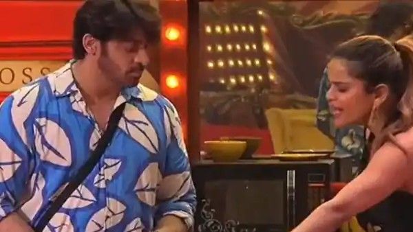 Bigg Boss 16 VIDEO: अर्चना ने विकास पर फेंका गर्म पानी, बिग बॅास इतिहास में सबसे बड़ी हिंसा,मिलेगी सजा