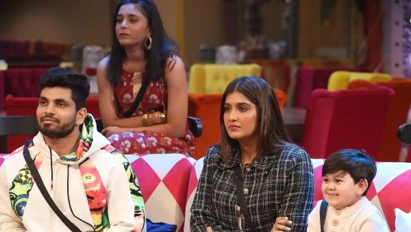 Bigg Boss 16 Elimination: बड़ा झटका, घर से बाहर हुआ सबसे प्यारा कंटेस्टेंट,फैंस को रुला देगा ये VIDEO