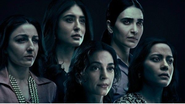 माधुरी दीक्षित से लेकर अजय देवगन तक, बॉलीवुड के इन स्टार्स ने 2022 में किया ओटीटी डेब्यू