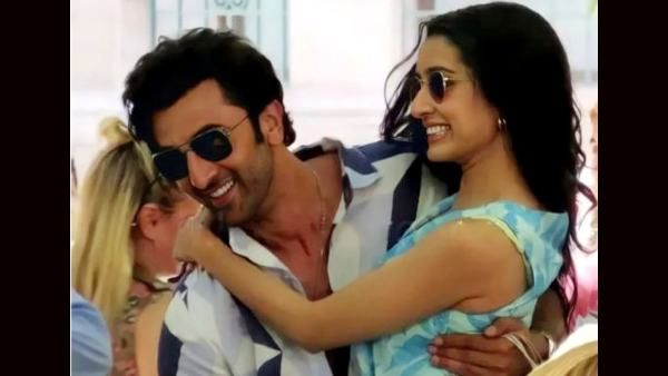 Ranbir Kapoor और Shraddha Kapoor की रोमांटिक- कॉमेडी का नया पोस्टर रिलीज, फैंस से पूछा एक सवाल