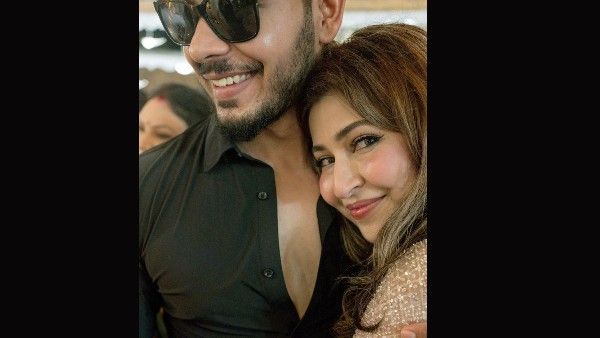 'देवों के देव महादेव' की पार्वती Sonarika Bhadoria की ब्वॅायफ्रेंड से सगाई, फोटो में दिखा रोमांस