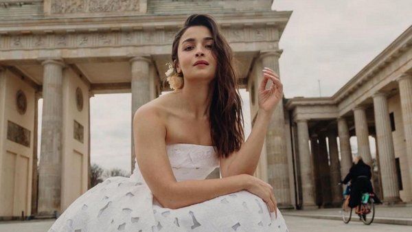 Alia Bhatt: करियर की ऊंचाई पर शादी करने और मां बनने के फैसले पर आलिया भट्ट को होगा पछतावा? बताई दिल की बात