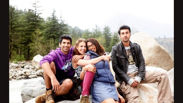 बॉलीवुड की इन फिल्मों में बड़ी ही खूबसूरती के साथ दिखाया गया सर्दी का मौसम