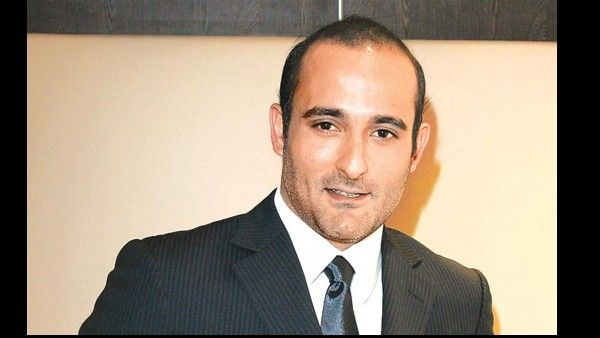 अगर सिर पर घने बाल नहीं हो तो इंडस्ट्री में काम मिलना बेहद मुश्किल : अक्षय खन्ना