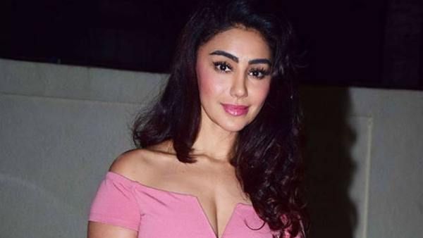 Bigg Boss एक्स कंटेस्टेंट महक चहल की हालत गंभीर, आईसीयू में भर्ती, कहा- सांस नहीं ले पा रही थी