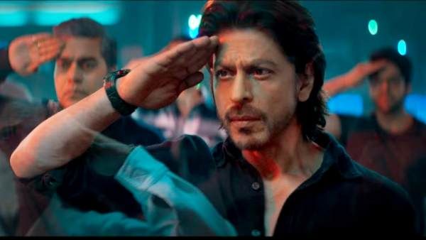 Pathaan Day 2 Box Office: शाहरुख खान की फिल्म ने 26 जनवरी को की छप्पर फाड़ कमाई, 100 करोड़ क्लब में एंट्री