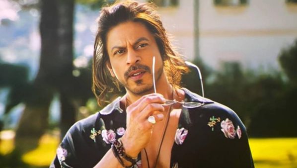 Pathaan 1000 Crore Club: शाहरुख-दीपिका की पठान ने गाड़े झंडे, कलेक्शन 1000 करोड़ पार