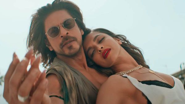 Pathaan Box Office: शाहरुख की फिल्म ने कमाया 100 % से ऊपर का मुनाफा, 2023 की पहली सुपरहिट, जानें बजट और कमाई