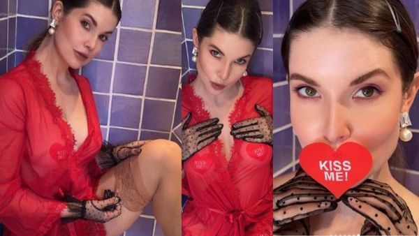 बदन के आर-पार झांकती रेड ड्रेस पहन, ये हसीना बाथरूम में मना रही है वेलेंटाइंस डे, तस्वीरें कर देंगी मदहोश