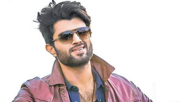 Vijay Deverakonda ने मनाली ट्रिप पर अपने 100 लकी फैन्स को किया सरप्राइज, वीडियो वायरल