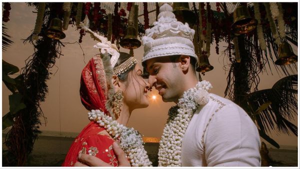 Krishna Mukherjee: इस टीवी की 'नागिन' ने धूमधाम तरीके से रचा ली शादी, सरकारी बाबू की बनीं दुल्हनिया