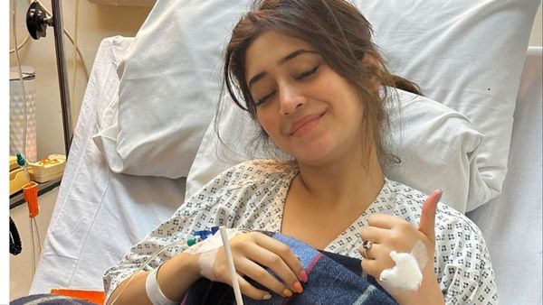 अस्पताल में भर्ती हुईं Shivangi Joshi, हॉस्पिटल बेड से फोटो कर दी शेयर