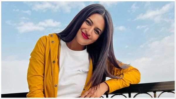 भूकंप के जोरदार झटकों को देखकर खुश हो गईं Divyanka Tripathi, वीडियो देखकर फूटा लोगों का गुस्सा