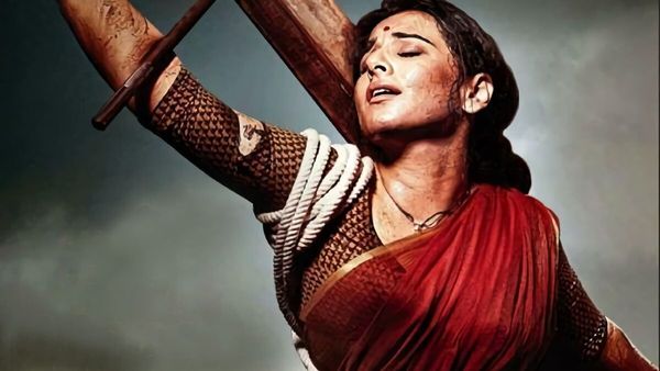 बॉलीवुड की इस ब्लैक एंड व्हाइट फिल्म में सबसे पहले खेला गया था रंगों का त्योहार होली