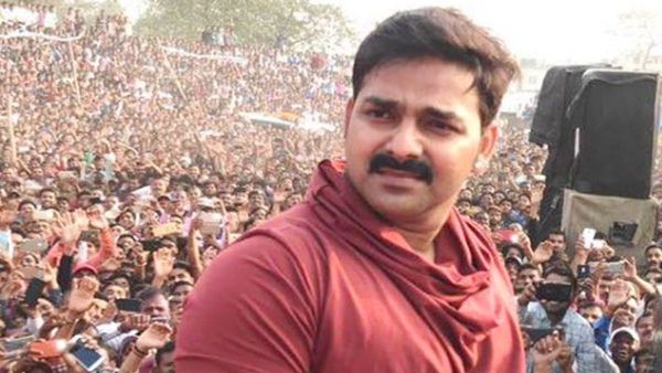 Pawan Singh Attack- भोजपुरी अभिनेता पवन सिंह पर लाइव शो के दौरान हमला, यहां लगी चोट!