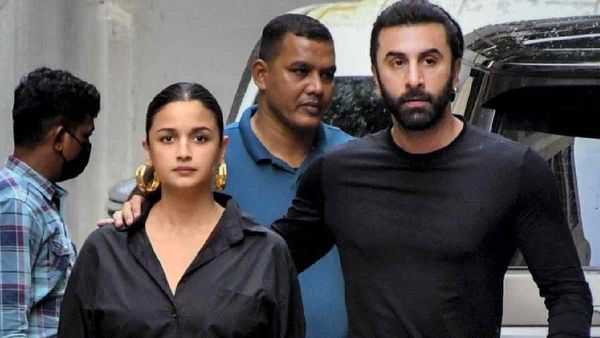 Ranbir Kapoor- आलिया भट्ट अच्छी मां हैं या अच्छी पत्नी? रणबीर कपूर का जवाब कर देगा हैरान!