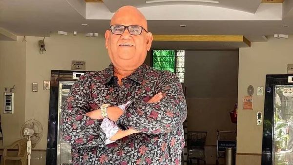 Satish Kaushik: पोस्टमार्टम के बाद आज मुंबई में होगा सतीश कौशिक का अंतिम संस्कार, पढ़ें डिटेल्स