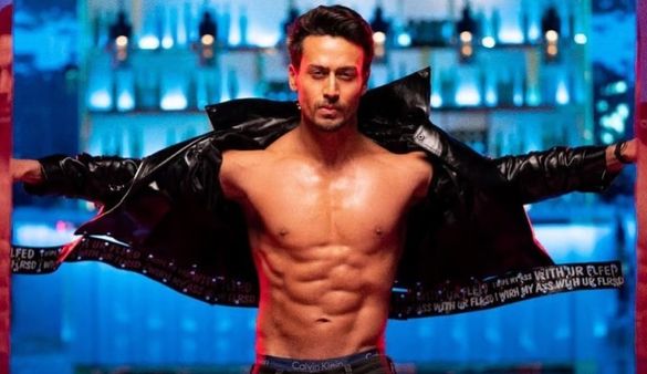 Tiger Shroff Birthday: Tiger के इन लुक्स को देखकर हसीनाओं का छूट जाता है पसीना, फिटनेस है कमाल की