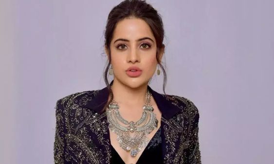 Urfi Javed: नवाजुद्दीन के घर की लड़ाई में घुसी उर्फी, पत्नी आलिया को लेकर कही बड़ी बात