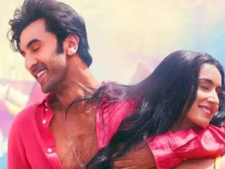Tu Jhoothi Main Makkaar हुई ऑनलाइन लीक, रणबीर-श्रद्धा की फिल्म के कलेक्शन पर पड़ेगा बुरा असर!