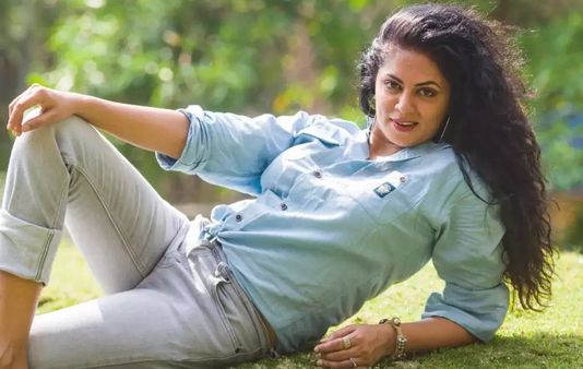 Kavita Kaushik: कविता ने ट्रोलर्स को दिया करारा जवाब, सुनाई खरी खोटी