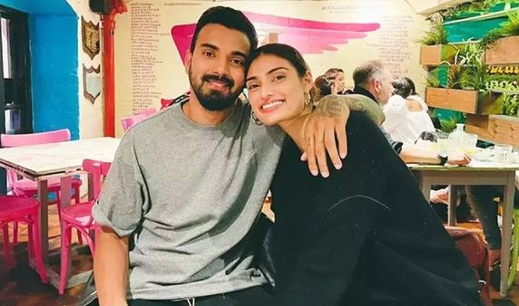 Athiya Shetty: केएल राहुल के घर लौटने पर पत्नी अथिया ने दिया शानदार सरप्राइज, फैंस ने भी जाहिर की खुशी