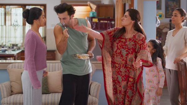 ट्विंकल खन्ना की मां ने जब नीतू कपूर के बेटे रणबीर कपूर को जड़े थे 15-20 थप्पड़, आलिया के पति की हालत...