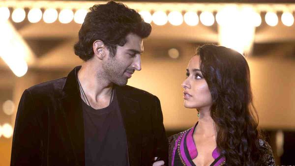 10 Years Of Aashiqui 2: श्रद्धा कपूर- आदित्य रॉय की फिल्म ने बॉक्स ऑफिस पर बनाया था सबसे धमाकेदार रिकॉर्ड
