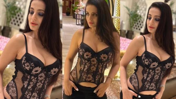 Ameesha Patel ने लॉन्जरी स्टाइल ट्रांसपेरेंट टॉप पहन मचाया गदर, यंग हीरोइनों को भी दी मात!