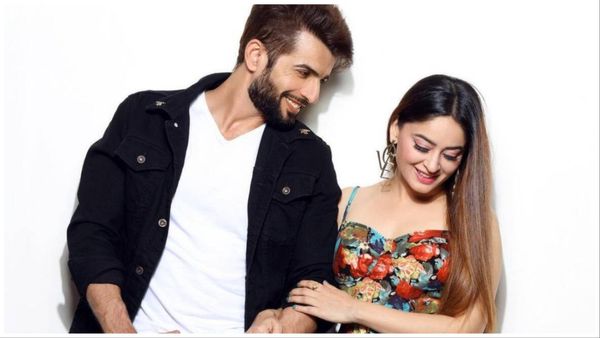 Mahhi Vij ने फैंस को बताई खुशखबरी, खुशी के मारे पति भी नहीं फूले समाए कर दिया ये कमेंट