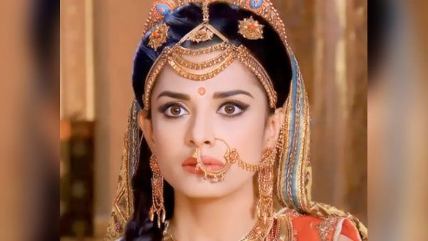 महाभारत की द्रौपदी का मॉडर्न लुक देख आंहें भरने लगते हैं फैन्स, 10 साल में बदल चुका हैं एक्ट्रेस का पूरा लुक