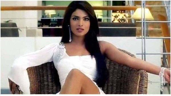 Throwback: जब प्रियंका चोपड़ा पर हावी हो गई थी 'ऐतराज' की 'सोनिया', मां ने ऐसे दिखाया आईना