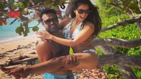 संजय दत्त की एक्स पत्नी के साथ लिव इन में रहता था ये खिलाड़ी, अब इस एक्ट्रेस के साथ भी कर लिया ब्रेक अप!