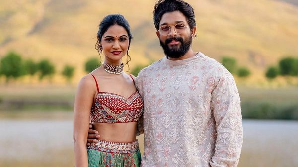 Allu Arjun Birthday: पत्नी स्नेहा के साथ पुष्पा अल्लू अर्जुन ने मनाया बहुत ही प्यारे तरीके से अपना जन्मदिन
