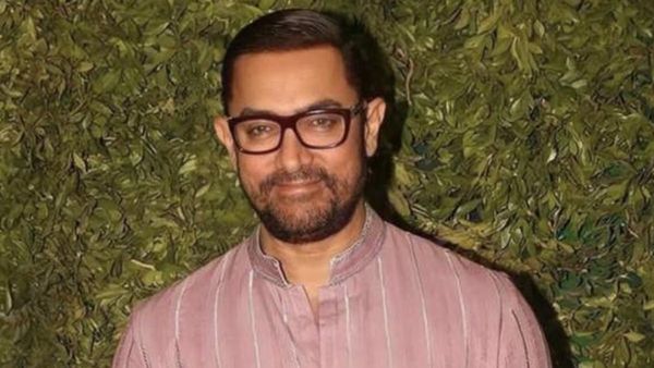 Aamir Khan: फिल्मों से ब्रेक लेकर नेपाल पहुंचे आमिर खान, 11 दिनों के मेडिटेशन कोर्स में लेंगे हिस्सा! Details