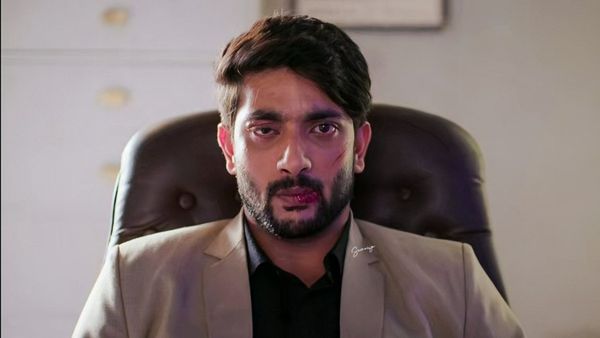 Fahmaan Khan:'इमली' जैसा फेसम शो छोड़कर इस एक्टर ने खुद के पैर पर मारी लात, छह महीने में बंद हो रहा दूसरा शो